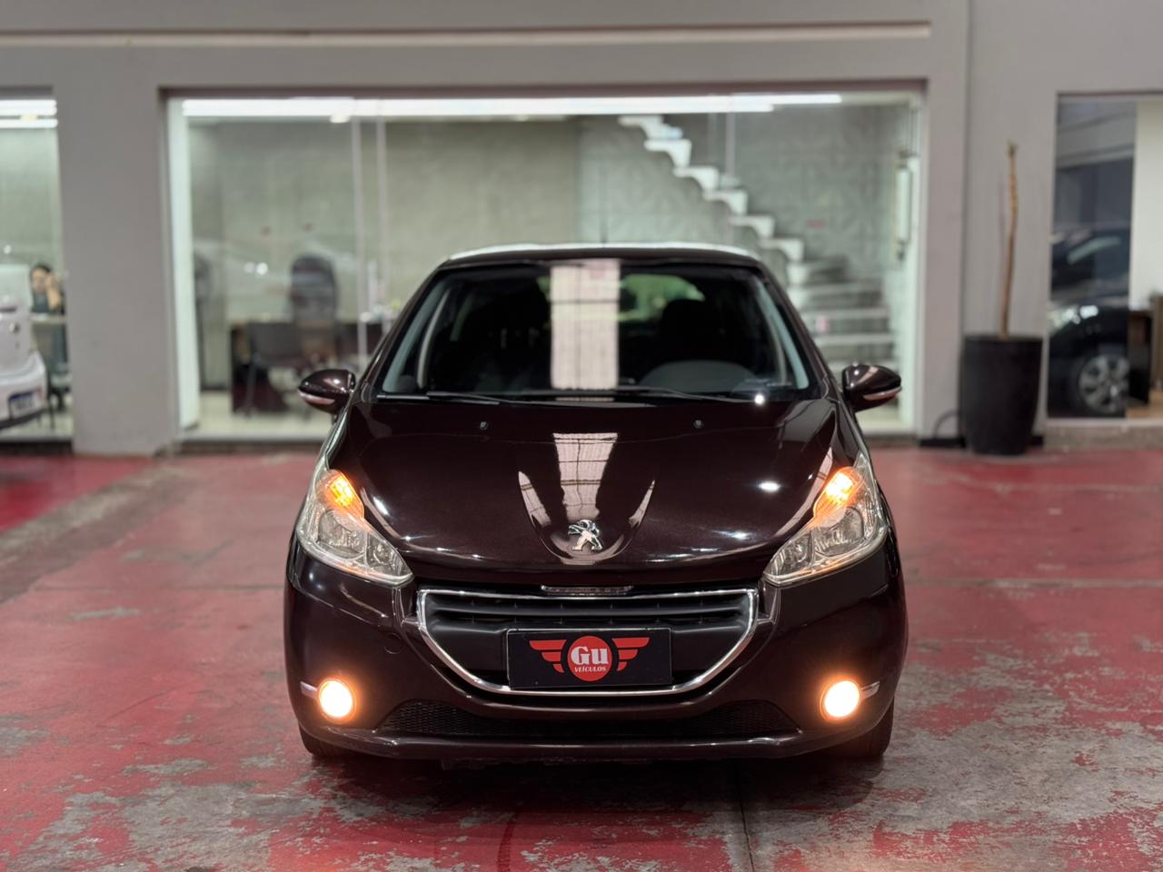 PEUGEOT 208 ACT PACK BVA 2014