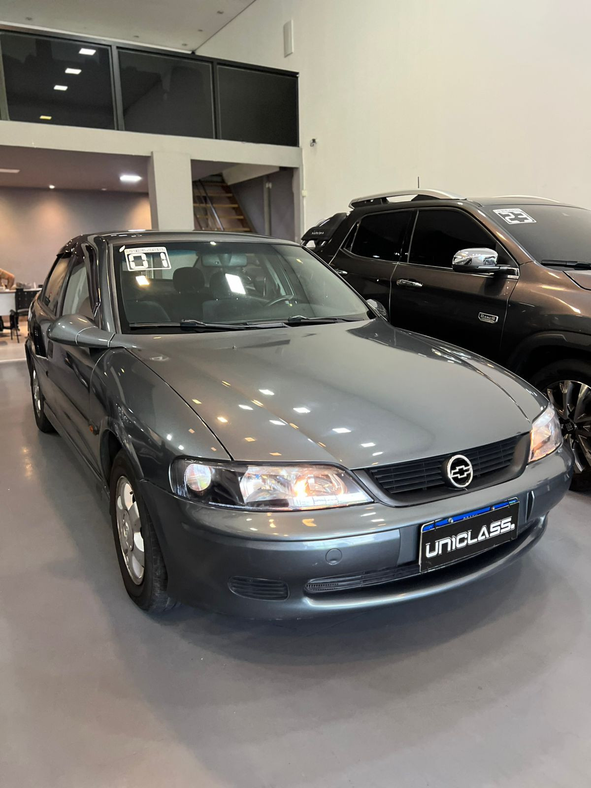 GM VECTRA GLS 2001