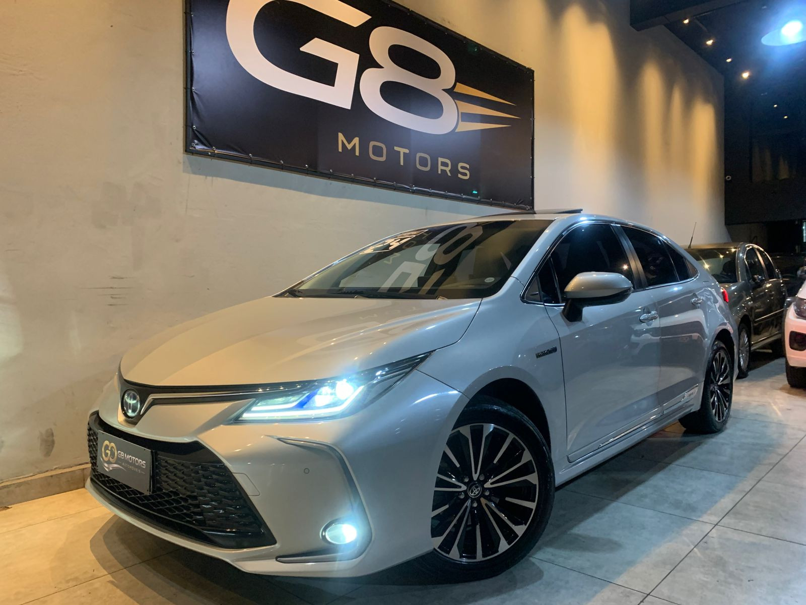 TOYOTA COROLLA APREMIUMH 2023