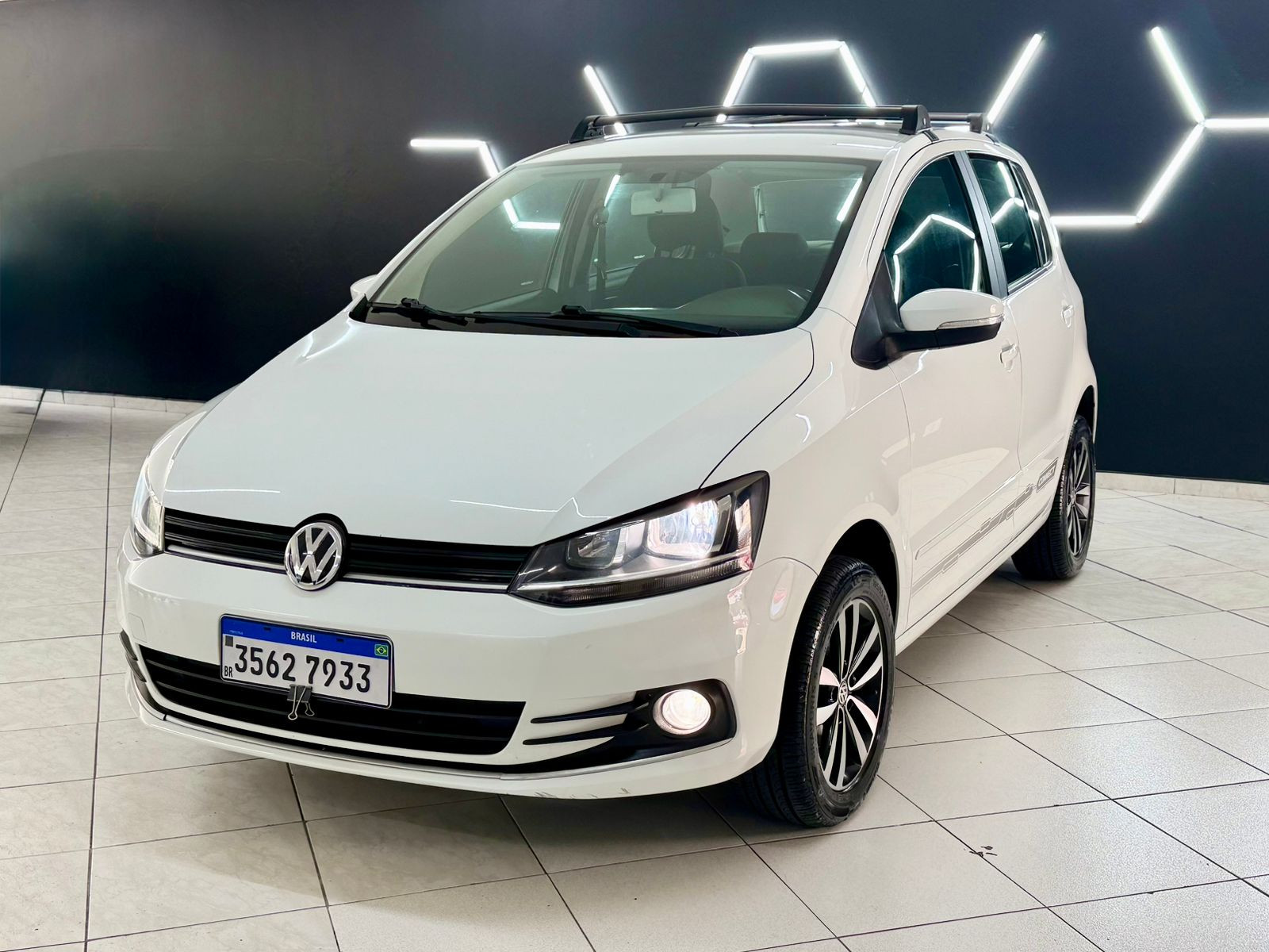 Volkswagen Fox Connect Mb 2018