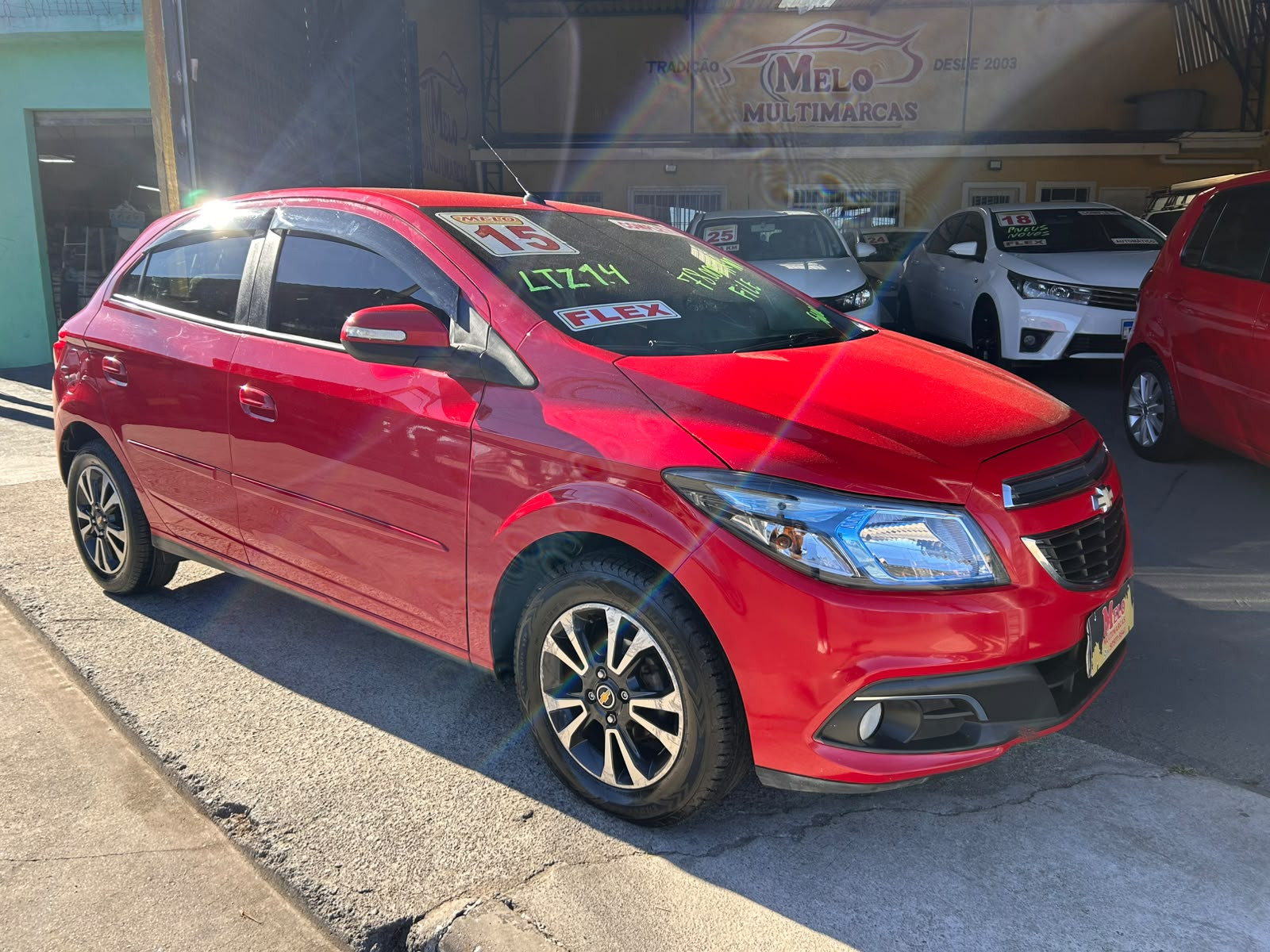 CHEVROLET ONIX HATCH  LTZ 1.4 FLEX ANO 2015, COMPLETO, CAMBIO MANUAL, MULTIMÍDIA , IMPECÁVEL!!